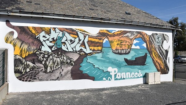 Mur de l'école René Goscinny à Pannecé