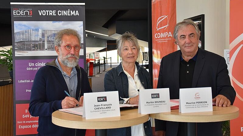 Signature de la convention d'exploitation 2024-2029 du Cinéma Eden 3