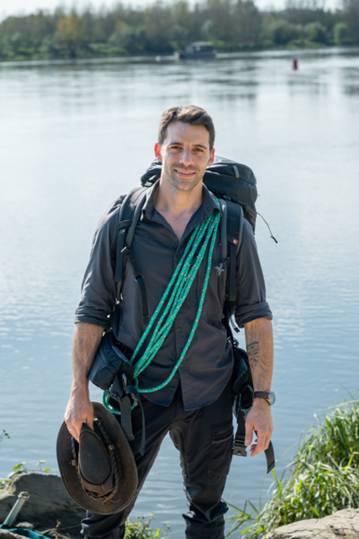 Corentin Leduc posant devant la Loire