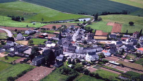 Vue aérienne de Pouillé-Les-Côteaux