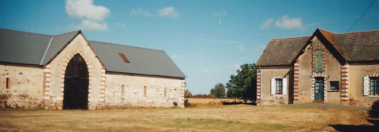 Corps de ferme avec dépendance